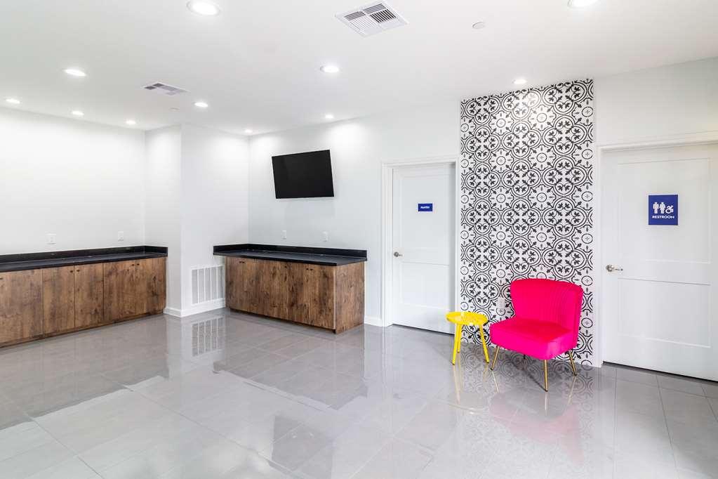 Americas Best Value Inn & Suites Kingwood Iah Airport Humble Dalaman gambar